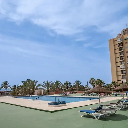 דירה Las Palmeras Beach *